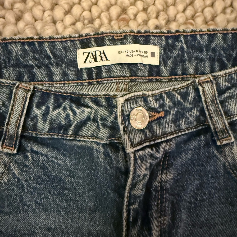 NWOT - High rise slim mom jeans - size 30 - Picture 4 of 9